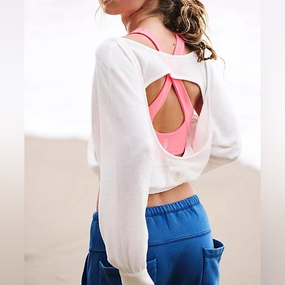 EUC🖤 FP Movement Throwback Layer Small Black - Picture 11 of 12